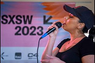 /img/news-and-events/news/2023/SXSW-with-Singer_S.png