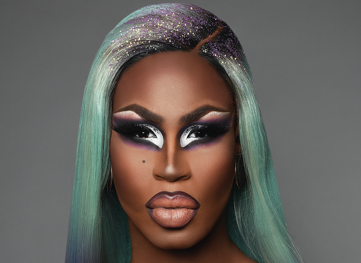 Shea Coulee '11 - Demo Issue 26 - Columbia College Chicago